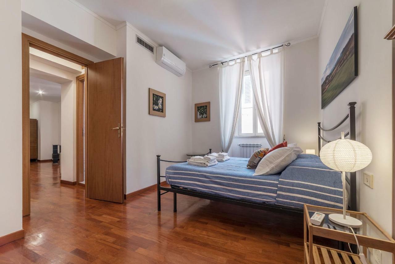 Casa Zeffiro - FromhometoРим Экстерьер фото